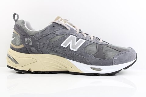 New Balance Sneaker