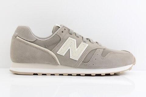 New Balance Sneaker