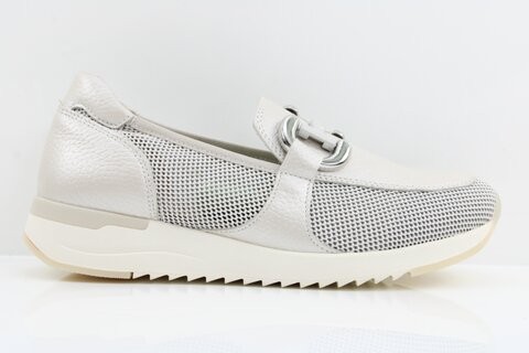 Caprice Slipper